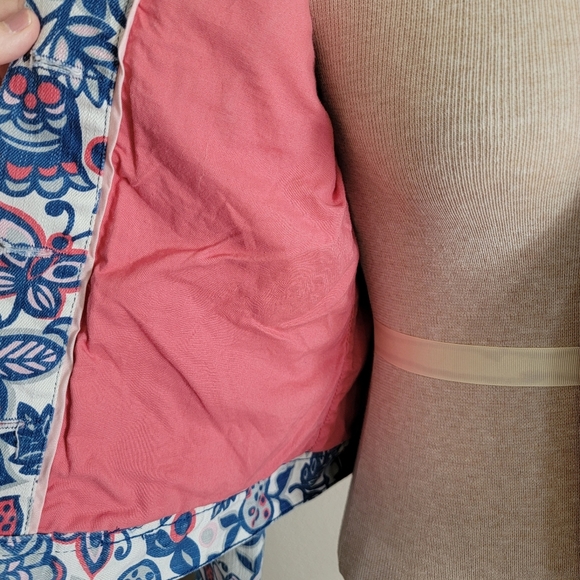 Boden Denim Lined Strawberry Print Jacket Sz 4 - Picture 3 of 7